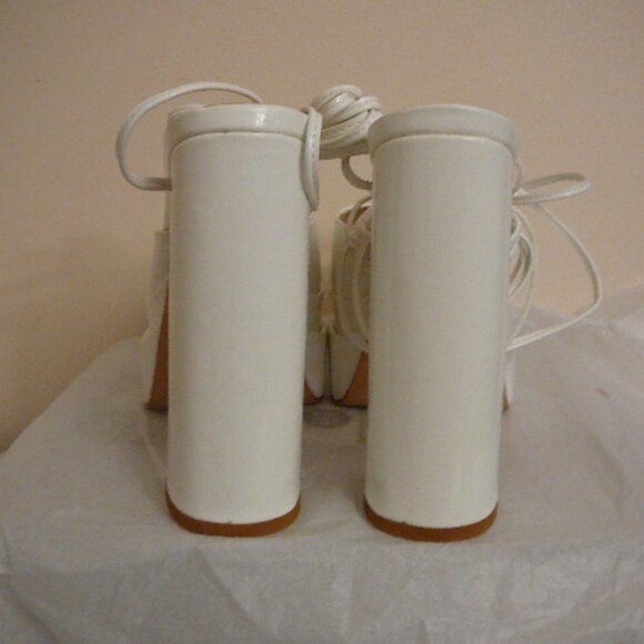 Wet Kiss White 6" Chunky Heel Double Platform Open Toe Sandals-US 9.5 EUR 40-NIB - Picture 6 of 9